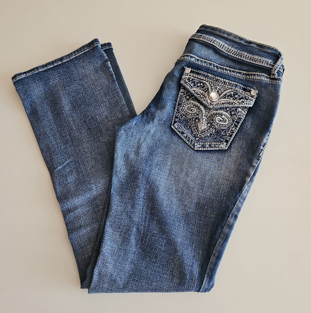 Apt. 9 Women's Dark Blue Bootcut Jeans with Embroidered Back Pockets